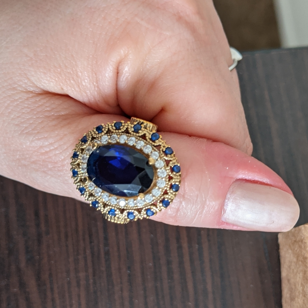 Statement Ring 💍 - Picture 5 of 7